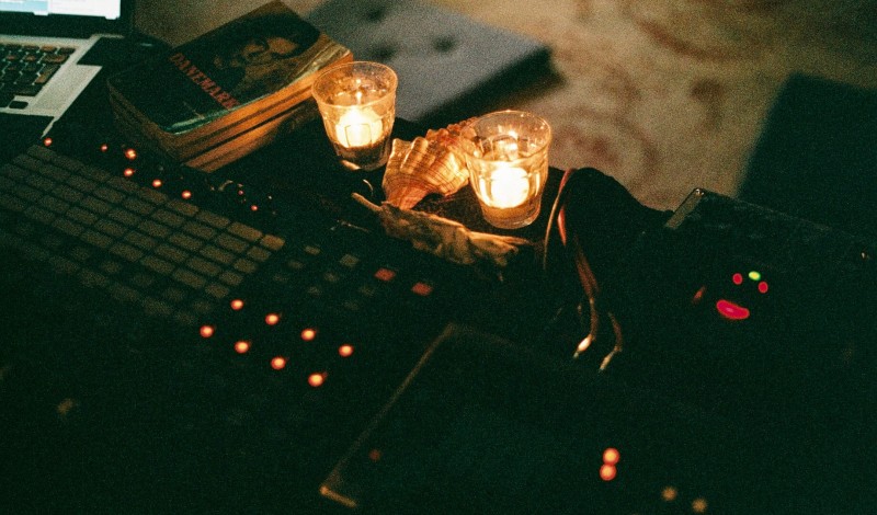 Thumbnail for LIVE IMAGES